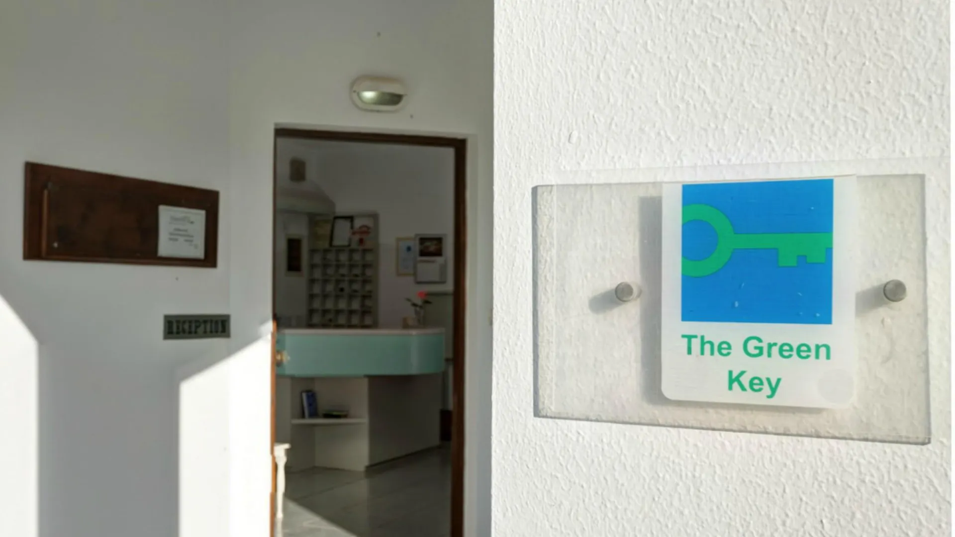 Alianthos Suites Tersanas