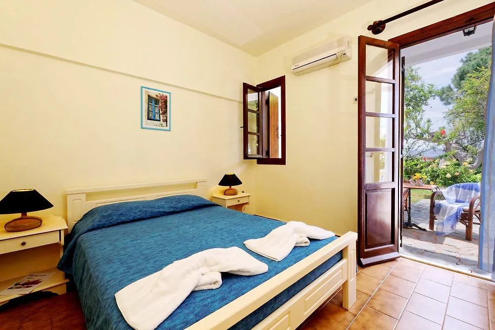 Aparthotel Alianthos Suites Tersanas
