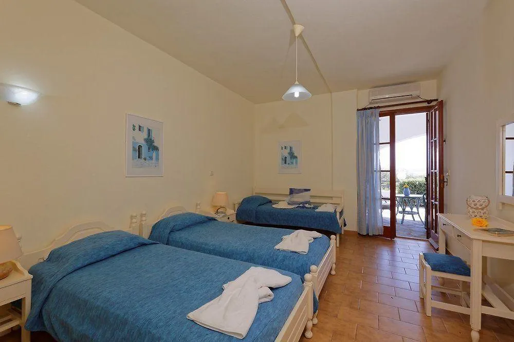 Alianthos Suites Tersanas Aparthotel